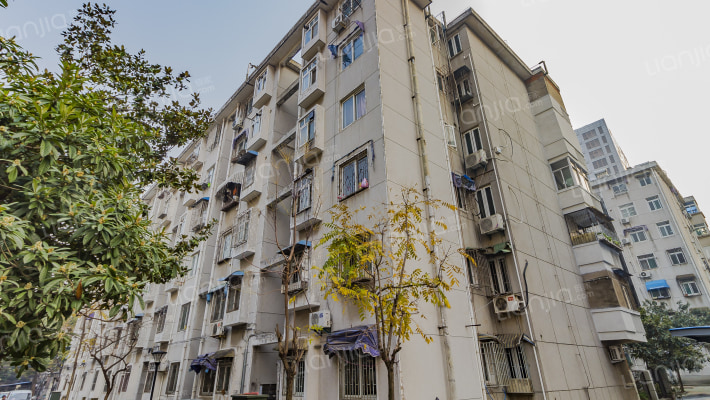 农广校宿舍外景图