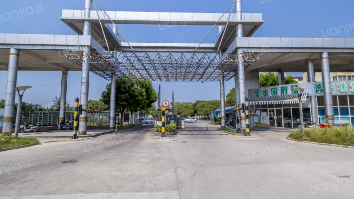 诚中城公寓外景图