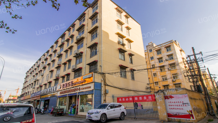 康居苑小区外景图