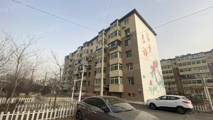 建二小区外景图