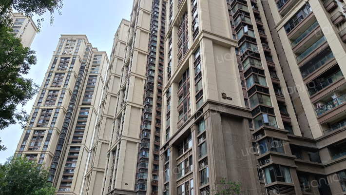 恒大天府半岛三期外景图