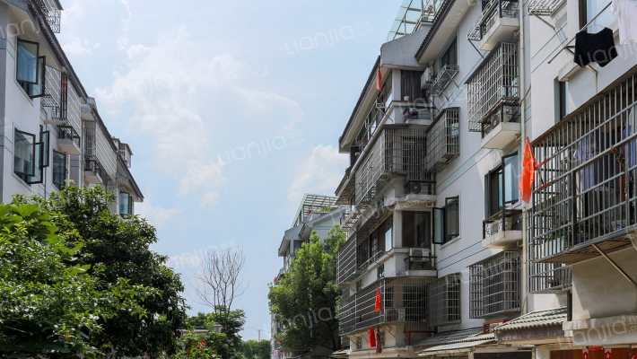 鉴水人家东区外景图