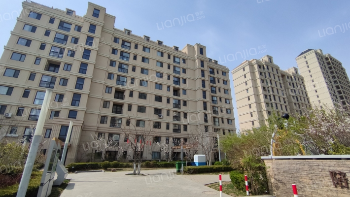 三寰融创城南园外景图