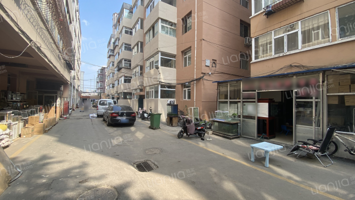 绝缘小区外景图