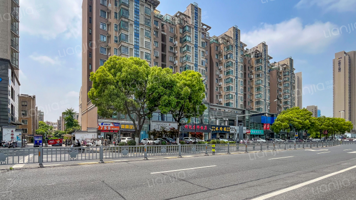 东坊雅居外景图