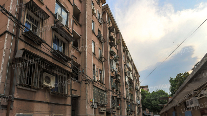 绍兴丝织厂职工宿舍外景图