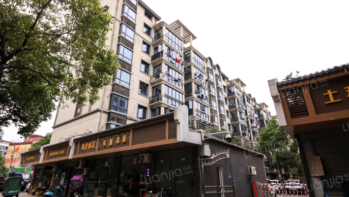 澄湖恒达花园外景图