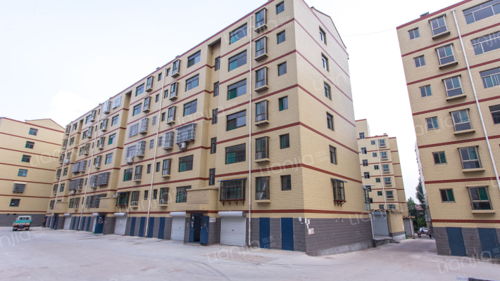 商家新村外景图