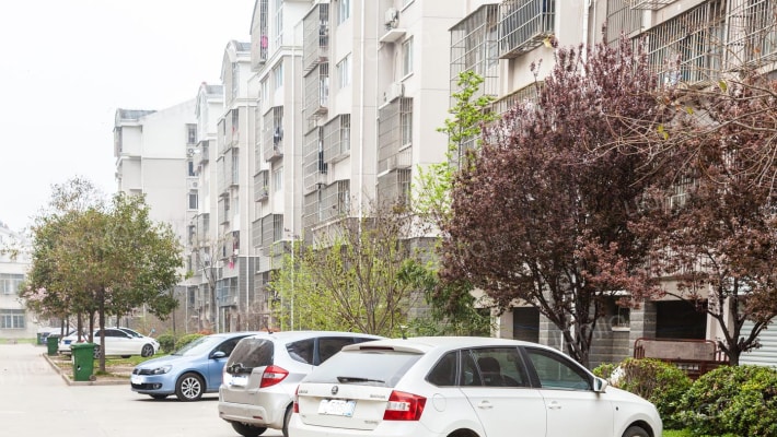 惠民春雨园外景图