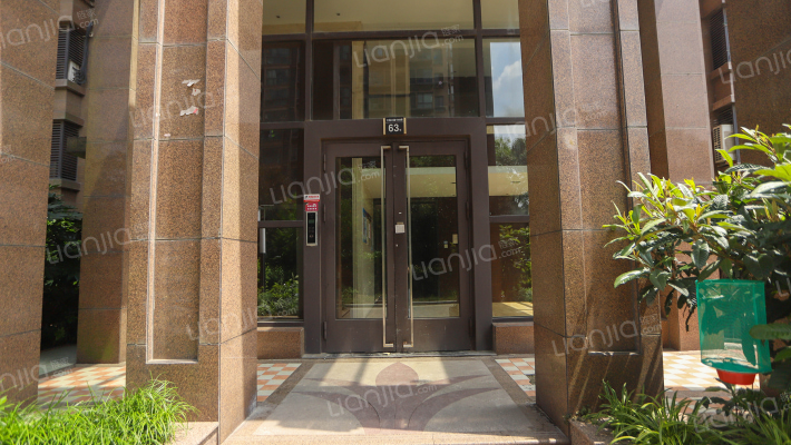 万业紫辰苑外景图