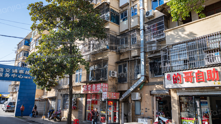 长建小区外景图