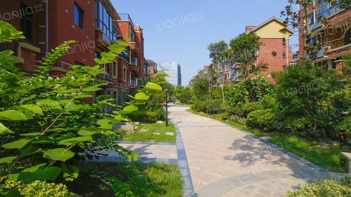 保利鑫城外景图