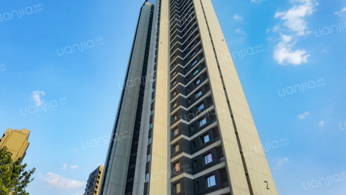 万欣城梅园外景图