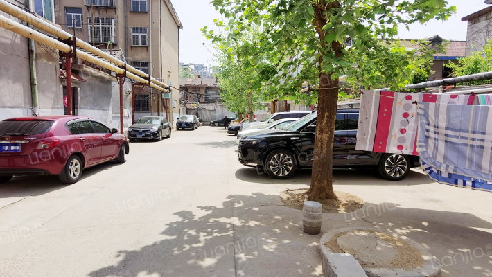 市委党校家属院外景图