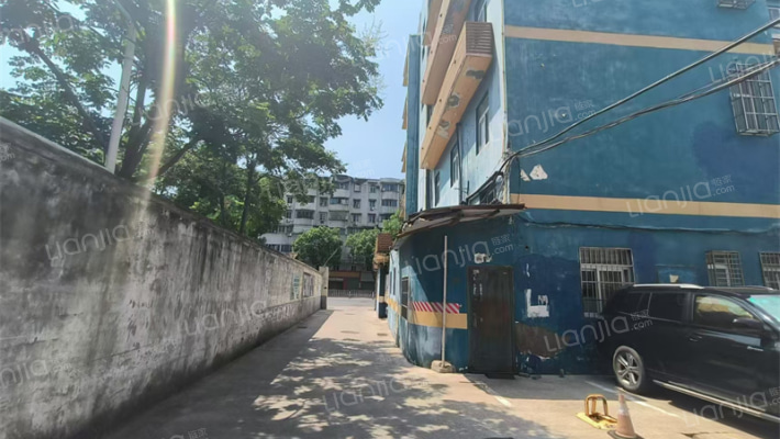 宜城路66号外景图