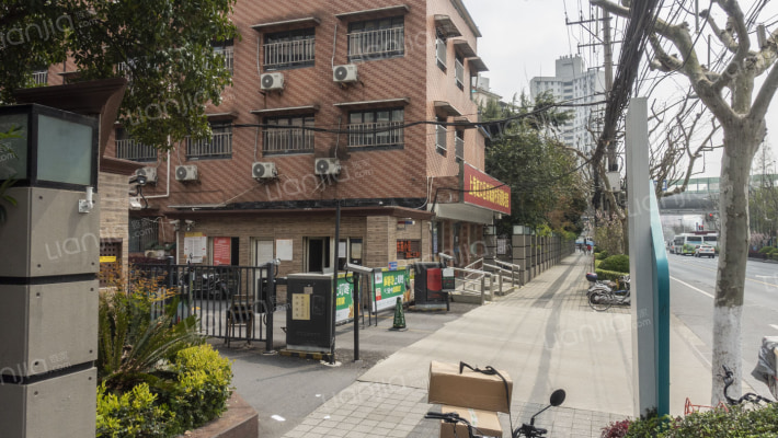 凉城三村外景图