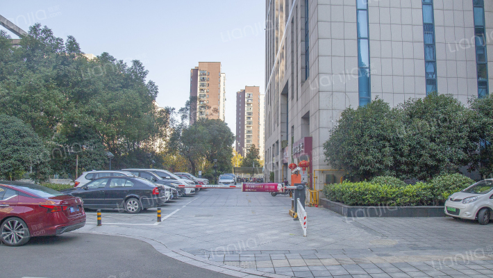 健宸大厦外景图