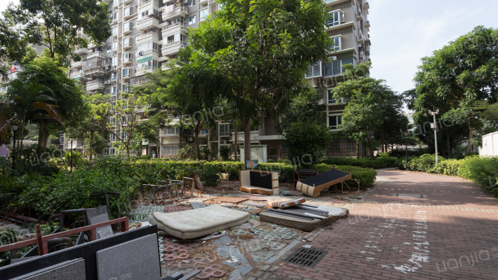 万景公寓外景图