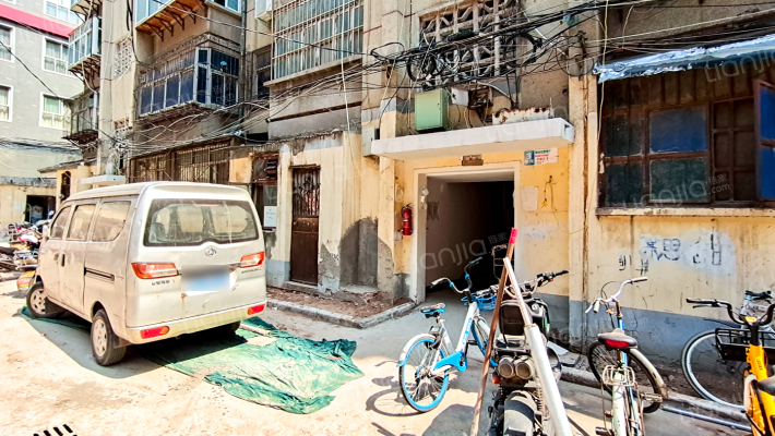 新郑路133号外景图