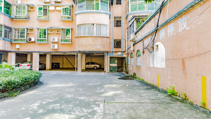 南湖生活区外景图