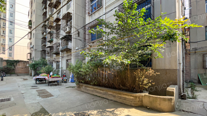 工农路散排外景图