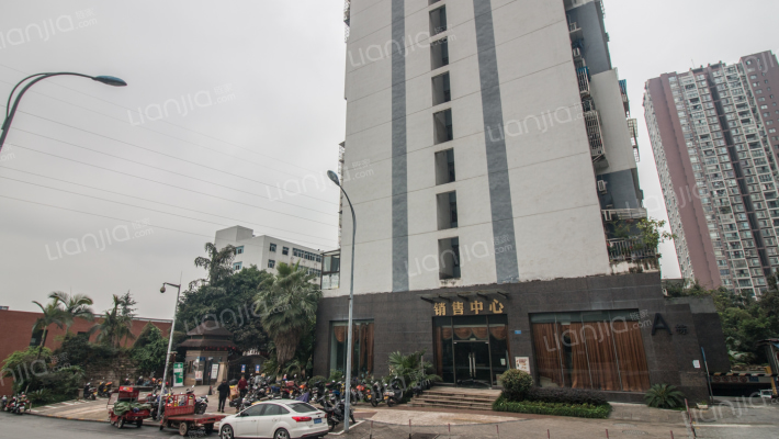 芭厘芭厘外景图