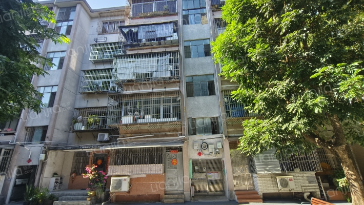 安平路住宅外景图