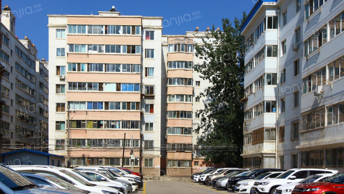 长风机器厂家属院外景图