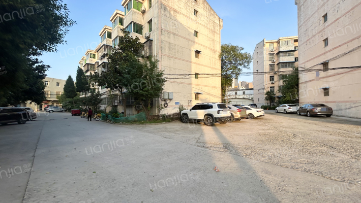 车城温泉小区外景图