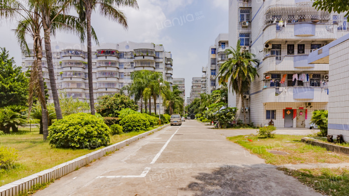 西关华能小区外景图