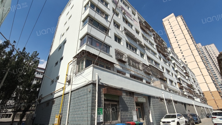 包装储运公司家属院外景图