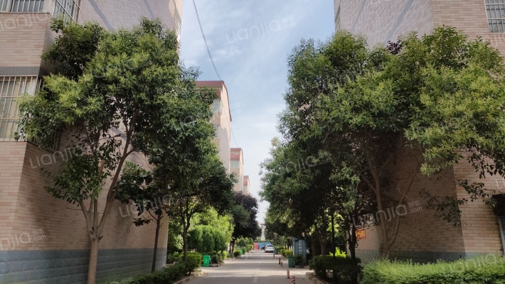 东云阁小区外景图