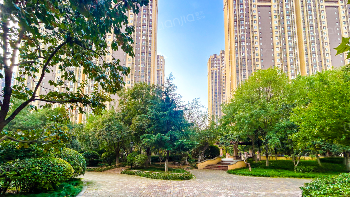 华远海蓝城二期外景图