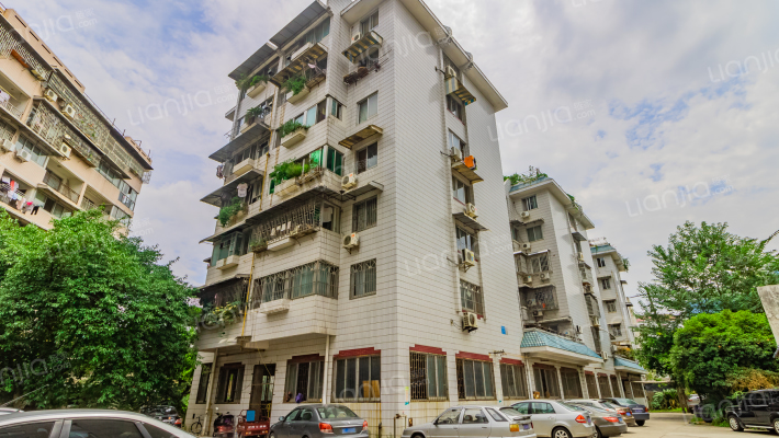 十八中教师宿舍外景图