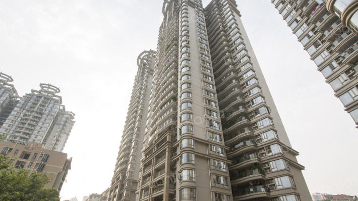 银禧花园外景图