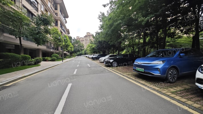 翡翠绿洲泊郡外景图