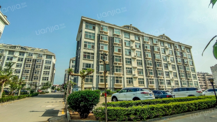 旧镇社区外景图