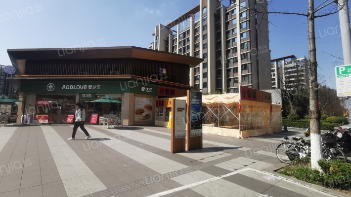 龙湖龙悦台外景图