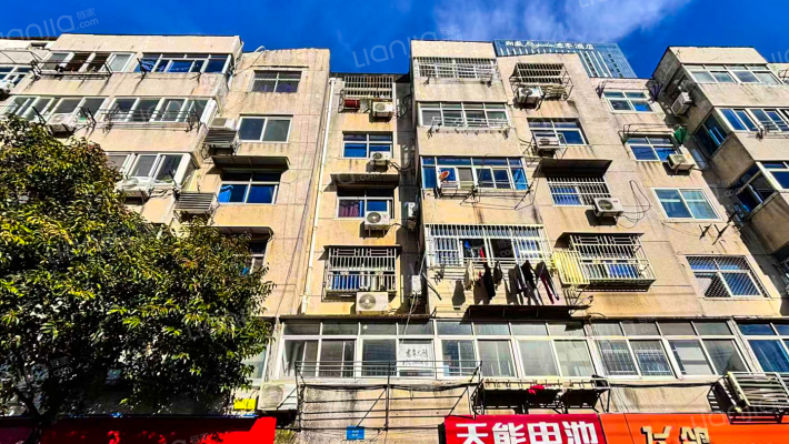 上海路22号外景图