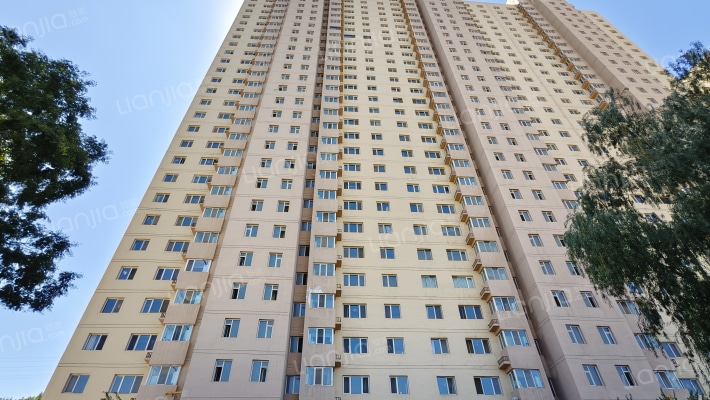 陇亨小区外景图