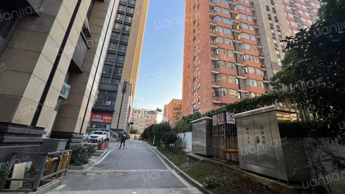 中翰名庭外景图