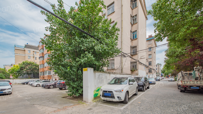 青园新村外景图