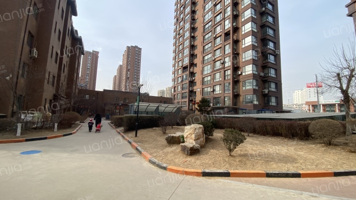 雷明锦程外景图