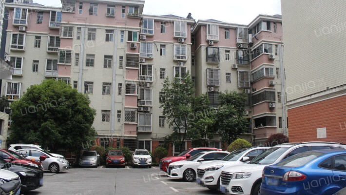 公务员小区外景图