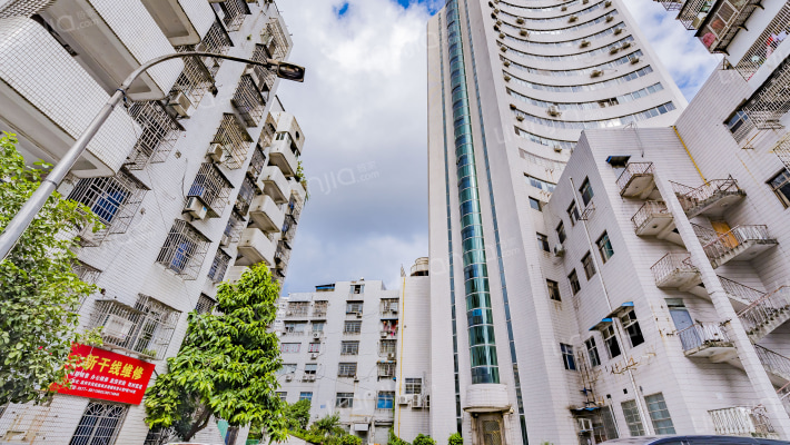 怡景公寓南区外景图