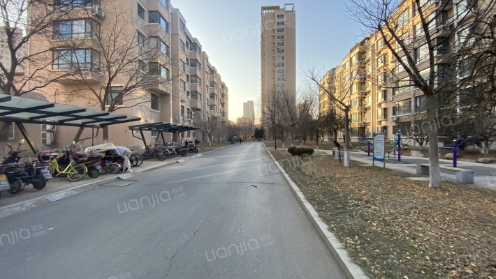 步阳江南甲第二期外景图