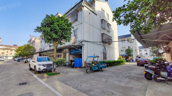 城新小区外景图