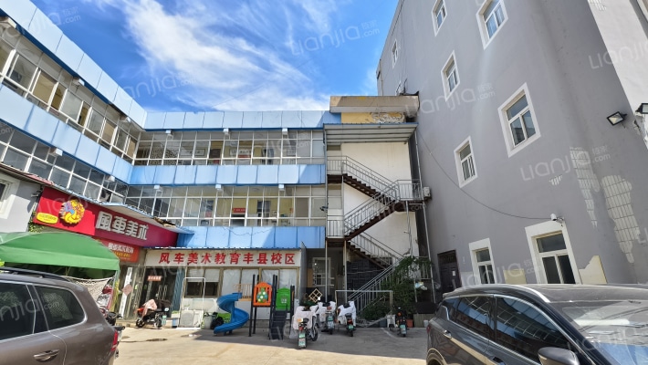 印刷厂宿舍外景图