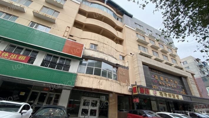 阳光宝座外景图