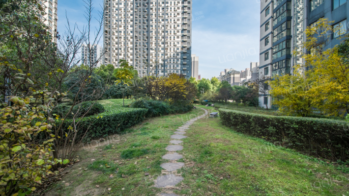 中凯华府外景图